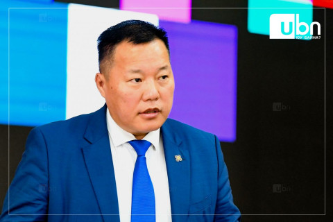 О.Цогтгэрэл: Аль хэлний эхийг барьж явах нь тодорхойгүй орчуулсан бичиг танилцуулчхаад “Агаарын түлш нийлүүлэх хэлэлцээрийн төсөл“ гэж яриад байж болохгүй