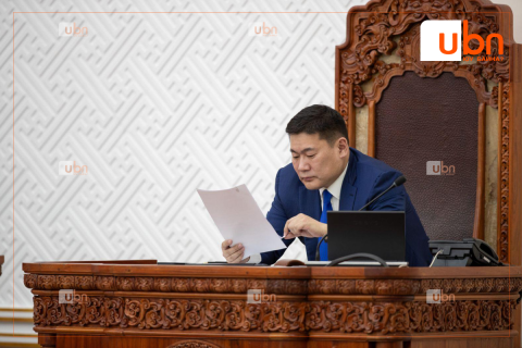 “Хурдтай хөгжлийн төлөө ЗОРИГ гарган, уул уурхайн салбар, хөрөнгө оруулалтын шинэ хуудсыг хамтдаа нээцгээе“