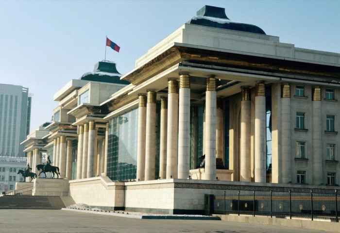 ЧУУЛГАН: Ерөнхийлөгчийн төсөвт тавьсан хоригийг хэлэлцэхийг хойшлууллаа