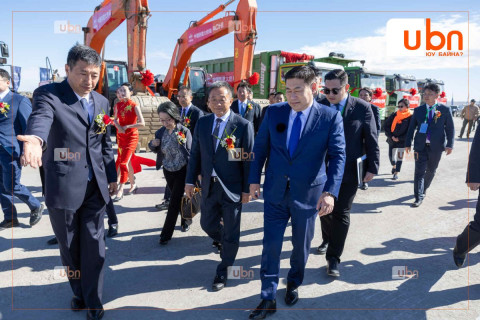 ЕРӨНХИЙ САЙД: Хоёр улсын Засгийн газар гурав дахь этгээдийг оруулахгүйгаар ЗГ хоорондын хэлцлийг байгуулж олон жилийн үл ойлголцолд цэг тавьж чадлаа