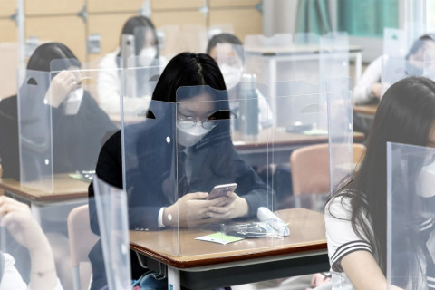 БНСУ-д их, дээд сургуульд элсэх шалгалт эхэлжээ