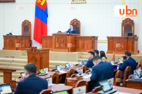 ЧУУЛГАН: Байгаль орчинд нөлөөлөх байдлын үнэлгээний тухай хуульд нэмэлт, өөрчлөлт оруулах тухай хуулийн төслийг хэлэлцэнэ