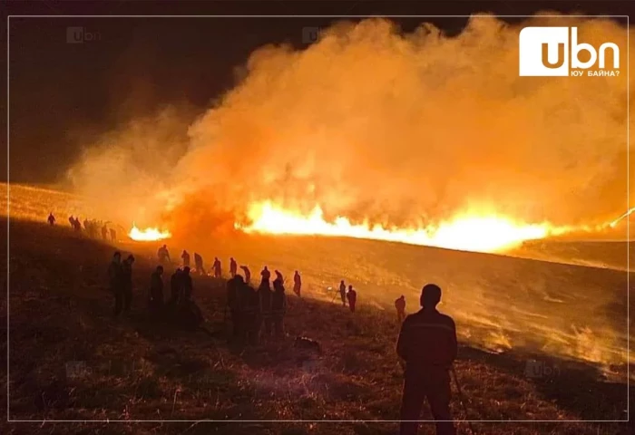 Сэлэнгэ аймгийн Мандал суманд ой хээрийн түймэр гарчээ