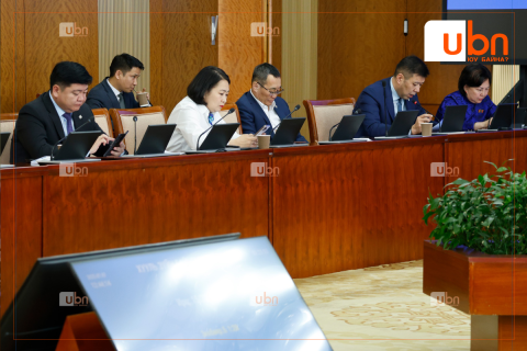 ХЗБХ: Гэмт этгээд шилжүүлэх тухай Монгол Улс, Бүгд найрамдах Киргиз Улс хоорондын гэрээнд гарын үсэг зурах эрхийг Засгийн газарт өгөх нь зүйтэй гэж үзлээ