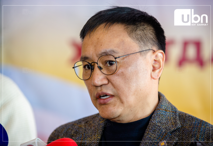 Ж.Чинбүрэн: Иргэд худалдан авч байгаа эмийнхээ компани, үнэ өртгийн мэдээллийг цахимаар авдаг болно