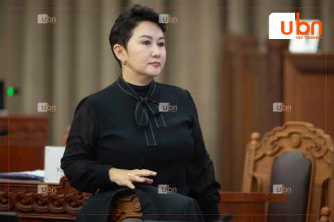 Гадаад харилцааны сайд Б.Батцэцэгийн компаниуд төрийн хэвлэх үйлдвэр болчихжээ