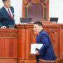 ФОТО: Ерөнхий сайдаас огцорсноос хойш чуулганы хуралдаандаа суугаагүй УИХ-ын гишүүн Л.Оюун-Эрдэнэ өнөөдрийн чуулганы нээлтэд оролцлоо