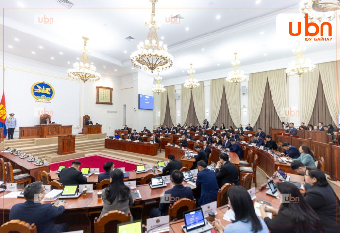 ИРЦ: 12 гишүүн эзгүй байгаа тул чуулган 77 хувийн ирцтэй байна