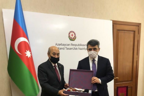 Монгол, Азербайжан улс харилцаагаа идэвхжүүлэхээр тохиролцлоо