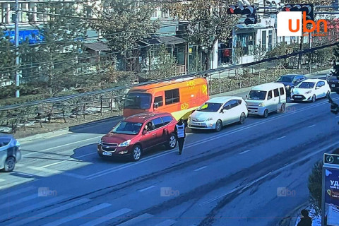Теле камераар ухаалаг систем ашиглан улсын дугааргүй тээврийн хэрэгслийг илрүүлэн зөрчлийг арилгуулж байна
