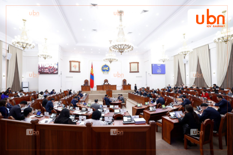 ЧУУЛГАН: 2026 оны төсвийн хүрээний мэдэгдлийг ЭЦЭСЛЭН БАТАЛЛАА
