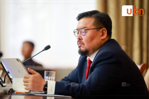Ерөнхий сайд: Шүүхэд итгэх иргэдийн итгэл 48.4 хувьтай байгааг 2030 он гэхэд 49.2 хувьд хүргэнэ