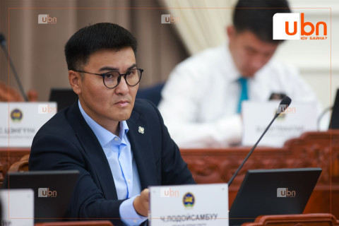 Ч.Лодойсамбуу: Өнөөдөр шинэ жилийн баярын уур амьсгалтай нэг ч айл, өрх алга