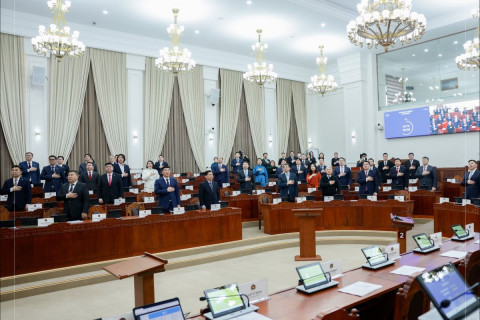 Хаврын ээлжит чуулганаар 27 хууль, тогтоолын төслийг хэлэлцэнэ