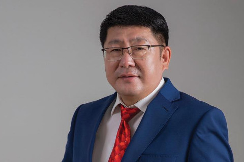 “Эрчим хүчний үндэсний төв” ТӨХХК-ийн захирал Д.Бямбасүрэнгийн гэр, ажлын өрөөнөөс их хэмжээний валют, бэлэн мөнгө, эд зүйлс хураажээ