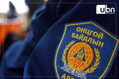 Өндрөөс үсрэх гэж байсан хүүхдийг аварчээ