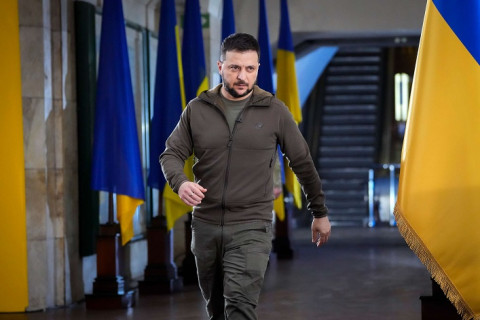 Владимир Зеленський Ираны цохилтод өртсөн орнуудад туслах санал гаргажээ