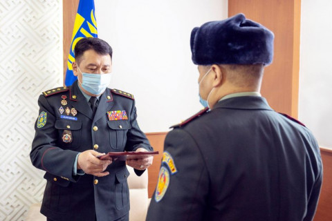 ШШГЕГ алба хаагчдадаа 5 сая төгрөг өгчээ