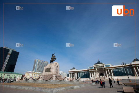 Улаанбаатарт 11 хэм дулаан