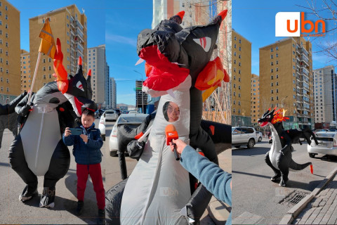 ЭЕРЭГ: School police хийхдээ луугийн хувцас өмсөж, хүүхдүүдэд ХАЙР ТҮГЭЭЖ БУЙ ААВ