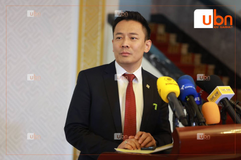 ШУУД: Ашигт малтмалын тухай хуулийн өөрчлөлтийн талаар УИХ-ын гишүүн О.Батнайрамдал мэдээлэл хийж байна