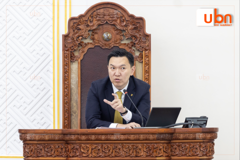 Н.Учрал: ТӨК-иуд дээр жаахан хөдөлгөөн хийхээр “Засгийг чинь огцруулна шүү“ гэж дарамтлаад байдаг