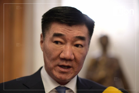 “Энэ зун найр, наадам гээд алга болчихолгүй шатахууны асуудалдаа анхаар гэдэг чиглэлийг ЗГ-т өгч байгаа“