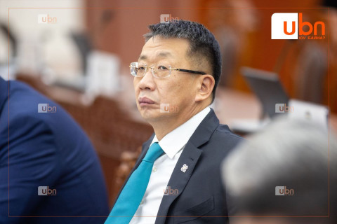 Л.Энх-Амгалан: Дааганаас биш дарвагараасаа унаж үхдэг гэдэг үгийг санаарай, залуусаа. Та нарыг болдогсон бол...