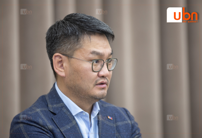 Ө.Шижир: Төрөөс үнэгүй хулгайлсан юмаа үнэ хүргэж зарна ч гэх шиг